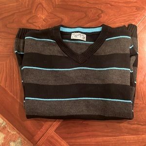 XG Men’s XL sweater